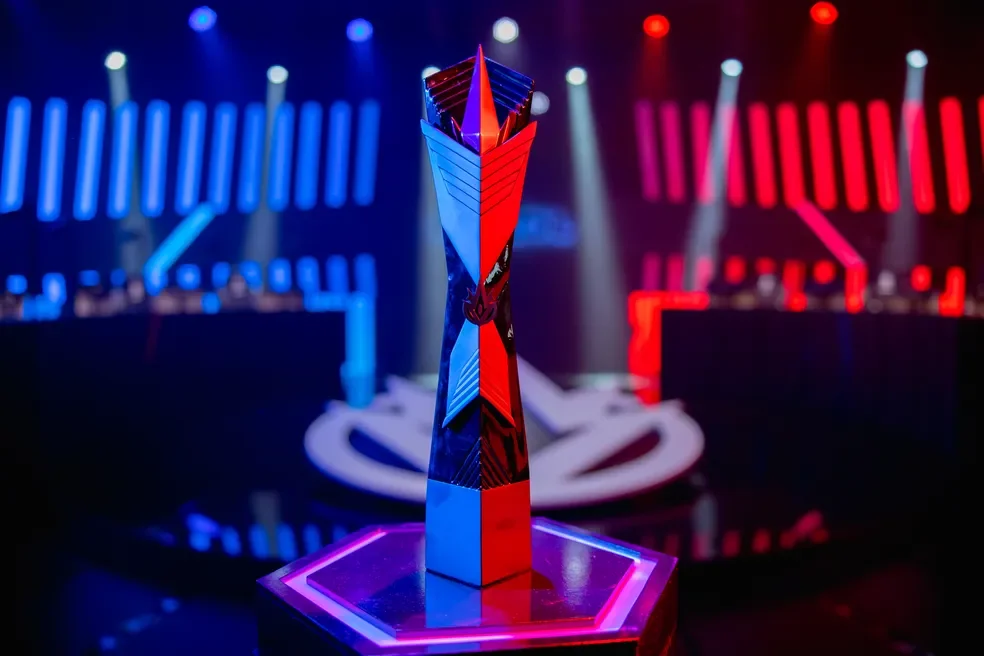 Semana 7 do CBLoL 2024: Duelo épico entre Luminosity Gaming e INTZ eSports pelo topo da tabela